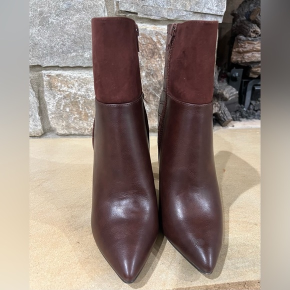 Saskia - Picture 2 of 7